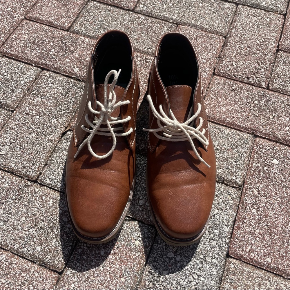 Men dress shoe